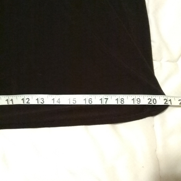 74. Montiel Workout Tank OS - Picture 6 of 6